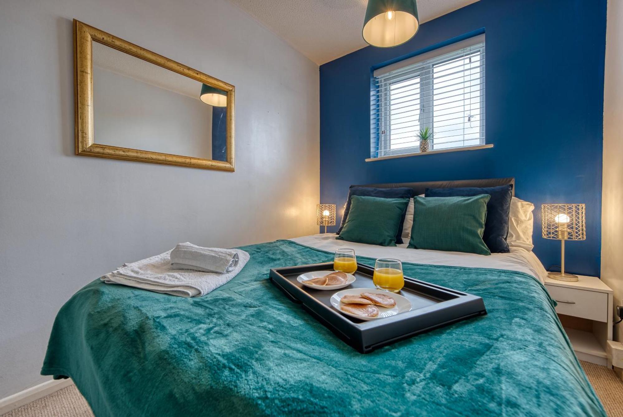 Capri 13 Sa - 3 Bed House, Close To Loughborough University & M1 Motorway, Free Wifi, Big Garden, Ample Parking- Ask For Contractor Rates! Bagian luar foto